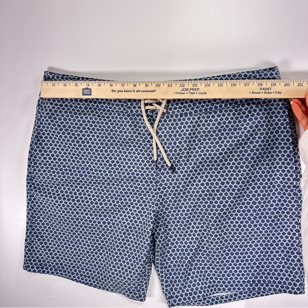 Faherty Men’s All Day Boardshort Blue Scallop Print Swim Trunks 38 - Picture 8 of 10